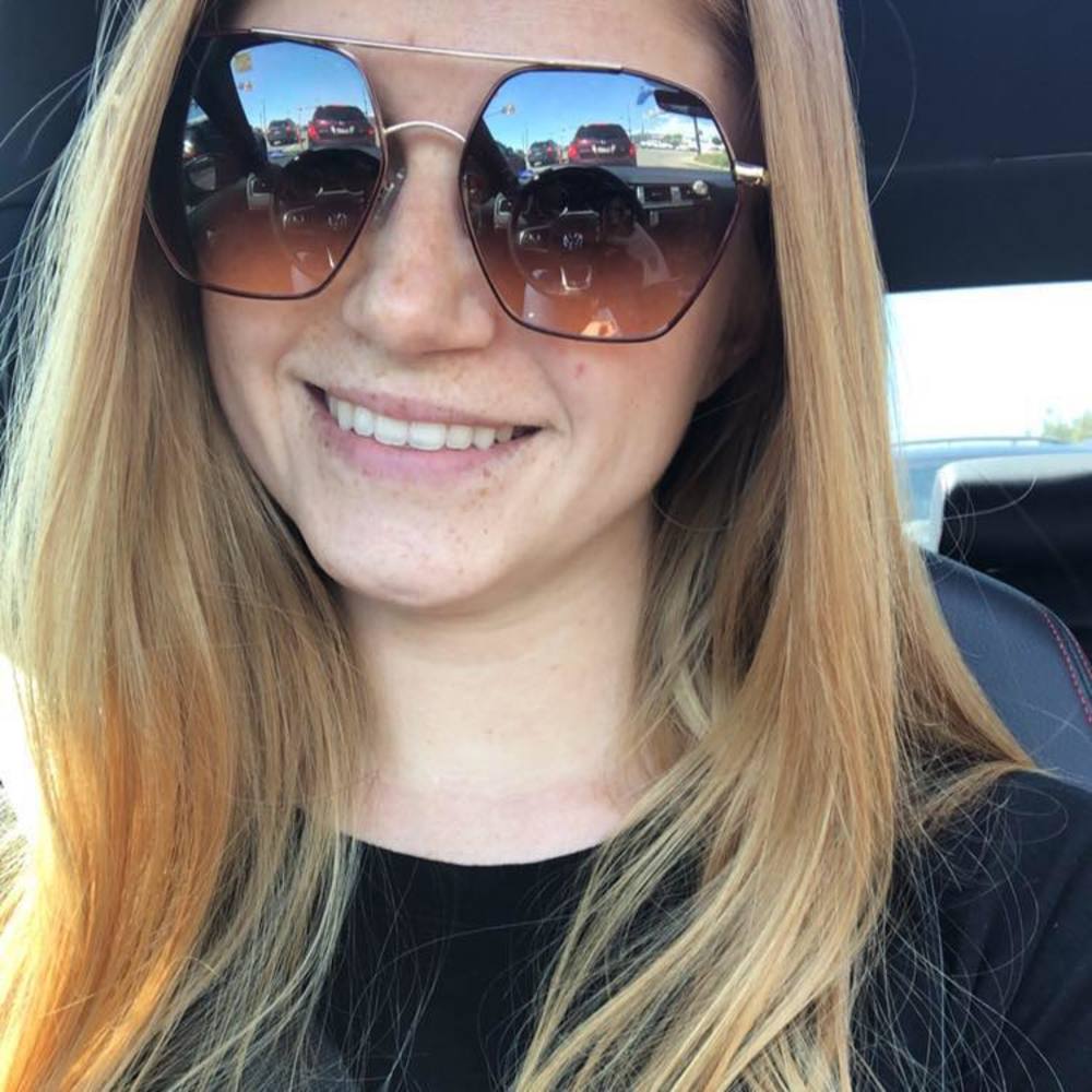 Meet your Posher, Ashlee